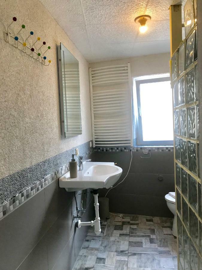 Ferienwohnung In Ediger Eller Ediger-Eller Exterior foto